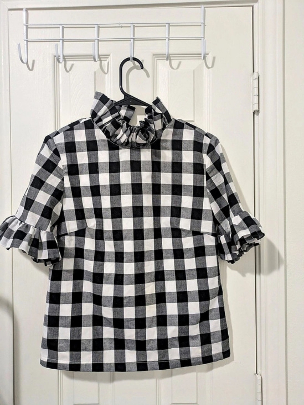 Elizabeth Wilson Checkered Ruffle Sleeve Blouse in Black & White Size XS Like